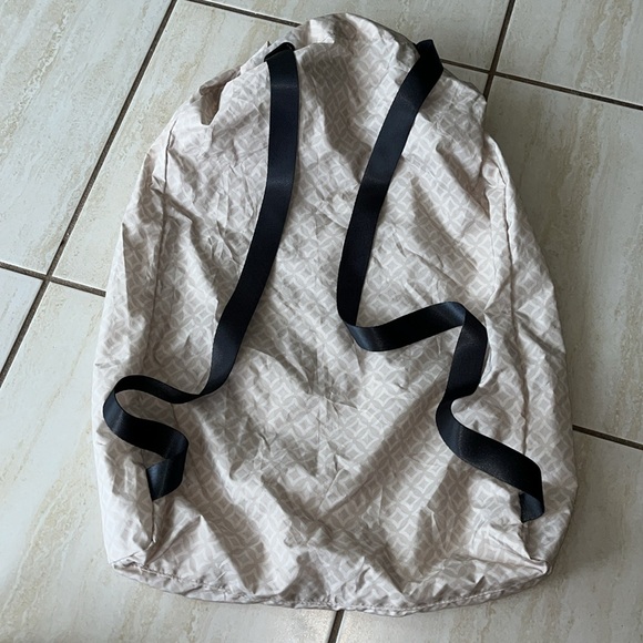 Lightweight packable backpack - Picture 6 of 7